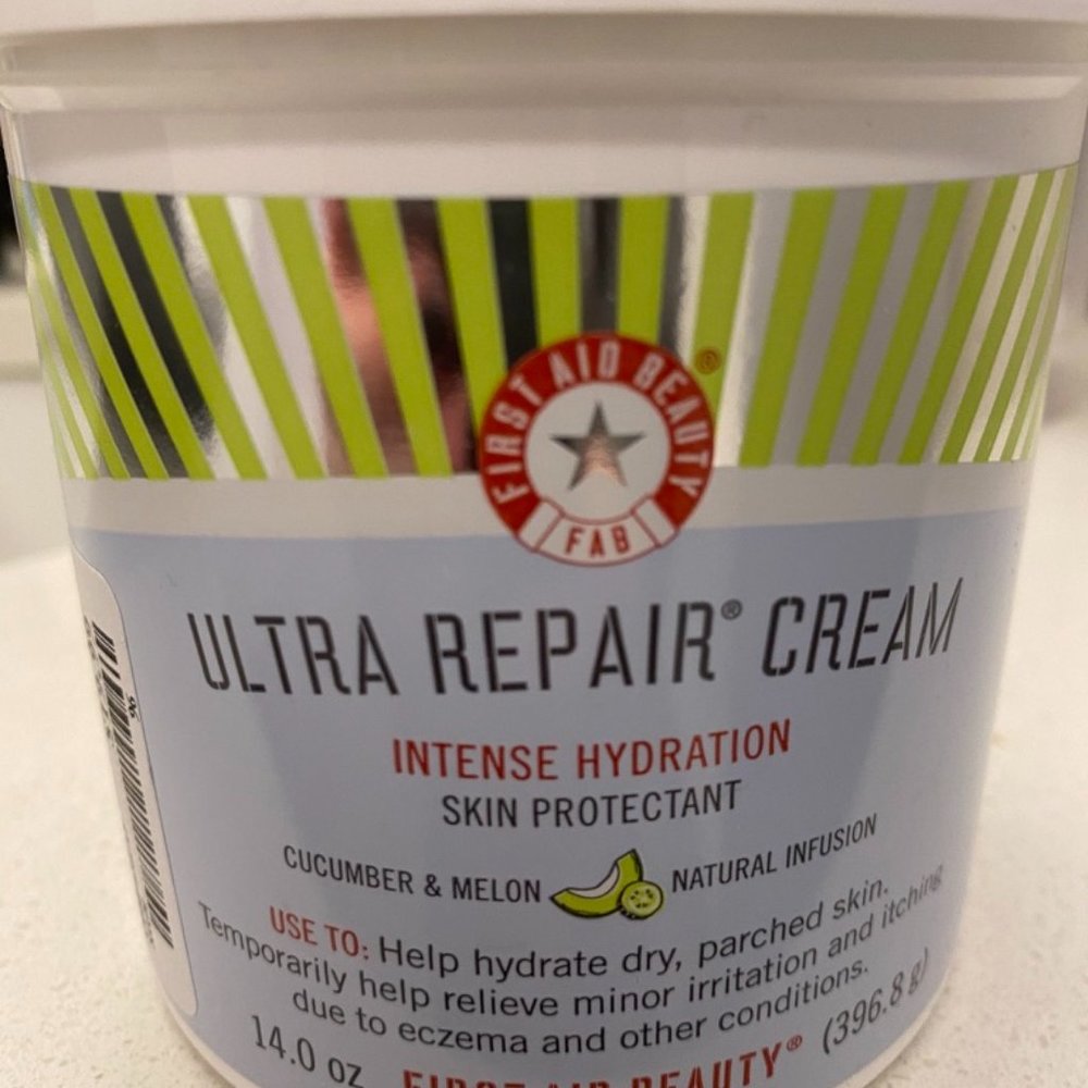 First Aid Beauty Ultra Repair Cream